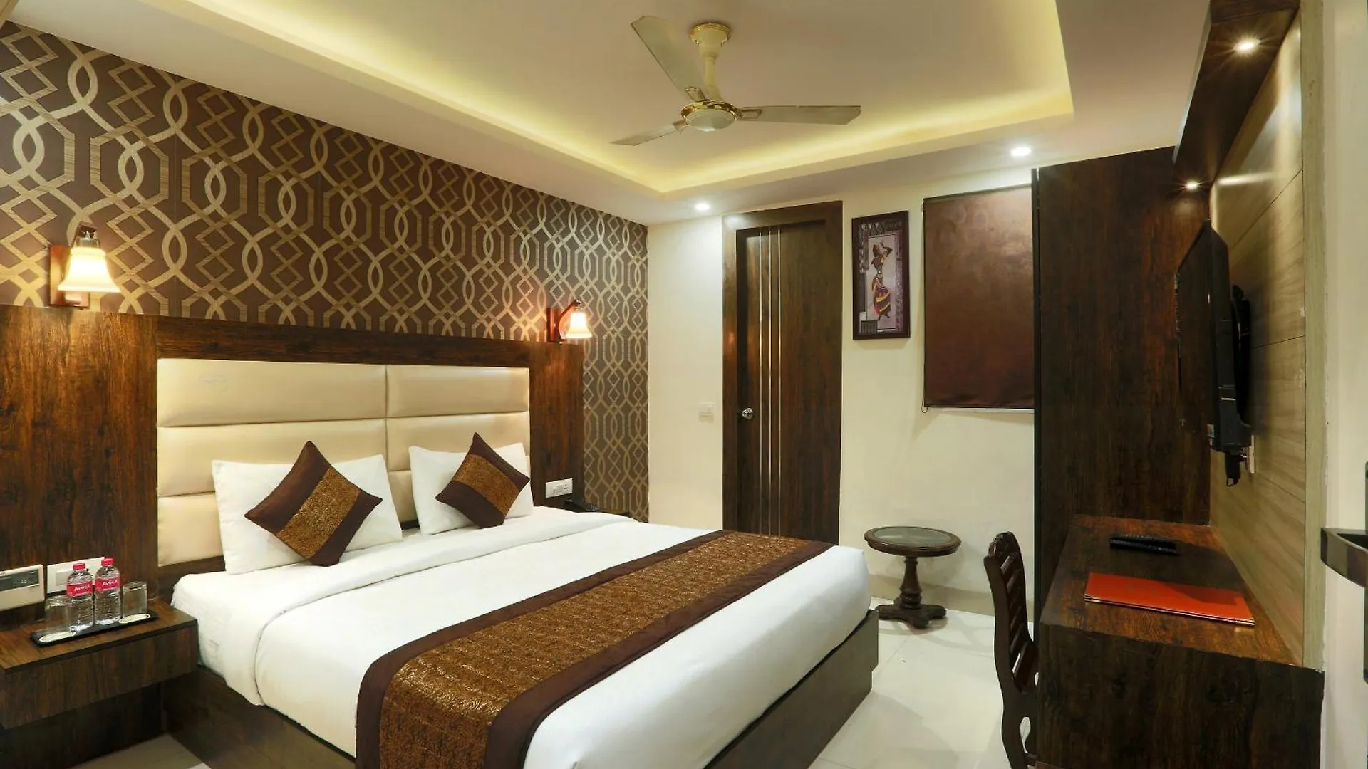 Airport Qualia Suites New Delhi